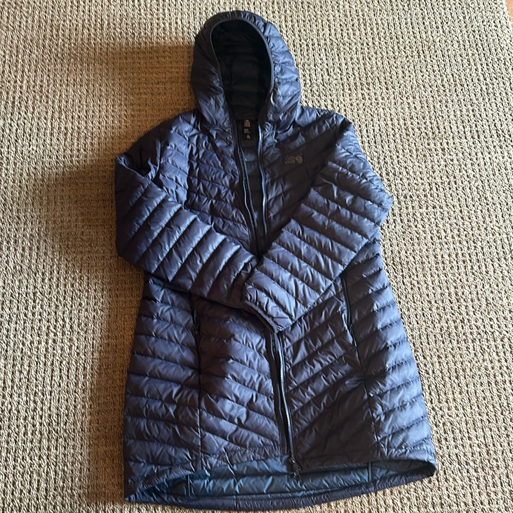 Mountain hardware 3/4 length coat